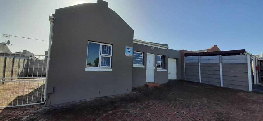 2 Bedroom Property for Sale in Jagtershof Western Cape